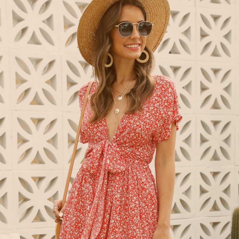 Plunging Neck Knot Front Ditsy Floral Dress